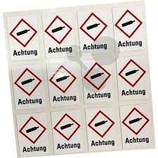 Set of globally harmonized system hazard pictograms on white background. Pictogramme De Danger Gaz Sous Pression Laboratoire Securite Au Laboratoire Pictogrammes De Danger Conatex Materiel Didactique Scientifique