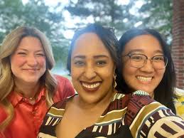 Dr. Lori Pindar (@PindarLo)