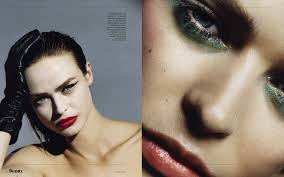 EDITO Vogue Italia Photographe : Paul Wetherell Model : Birgit Kos Hair :  Seastien Richard