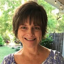 Samantha Clements's Instagram, Twitter & Facebook