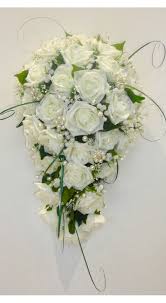 Find supplies and products that can the offset ivory pearl paper technology ensures that the print designs and colors are lively and last for a long time. Ivory Wedding Bridal Teardrop Bouquet With Roses Lilies Diamante S And Pearls Wedding Supplies Home Garden