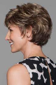 Carré court 2020, coupe carré court, carré court dégradé, coiffure carré court. 75 Idees De Cheveux Courts Pour 65ans Et Plus Cheveux Courts Cheveux Coupe De Cheveux