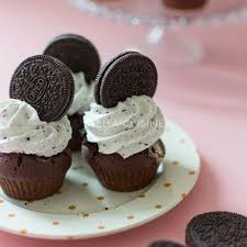 Recette De Cupcakes Aux Oreos Recettes Faciles Recette Pas Cher Recettes Rapides Par Stella Cuisine Recette Recette Cupcake Recette Cupcake Facile Recette Facile