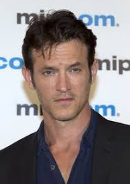 The Serpent TV Show Cast