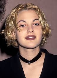 Which Of These 90s Beauty Trends Need To Make A Comeback 90s Grunge Hair Hair Makeup Beauty Trends