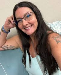 ❤️‍🩹Let's show Shayna some LOVE 💓 2/20/2020 alcohol