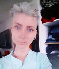 This Brazilian woman looks like a real life Elsa