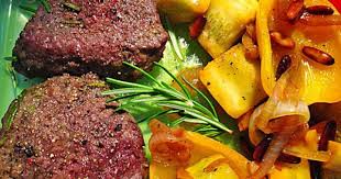 Marinierte Rindersteaks Mit Zucchini Paprika Ingwer Gemuse Von Sessm Chefkoch Rindersteak Rinder Steak Rezepte
