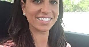 Rena Houser's Instagram, Twitter & Facebook