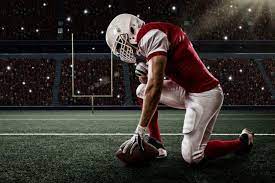 Jugador De Futbol Americano 135 Kilos Y Vegano Que Es Lo Que Come American Football Football Photography Football Pictures