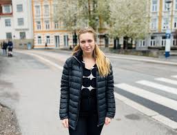 The couple has four children together. Eksamen Politikk Trynefaktor Skal Ikke Spille Inn