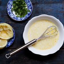 Rezept Von Alice Waters Cremiges Dressing Aus Zitronen Rezepte Lebensmittel Essen Essen