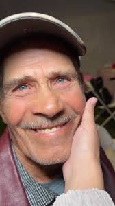 Los ojos mas bonitos 🥹💙🌊 #abuelo #abuelosynietos #ojosazules #azul  #ojosbonitos #mexicantiktok #latinostiktok @jessica🫶🏻🫶🏻