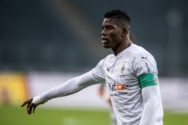 Gegen mönchengladbach gelangen schalke vier tore in einer halbzeit. Gladbach On Twitter Capitaine Breel Embolo C Bmgbsc 1 1