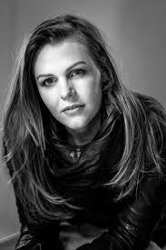 Elisabeth Meyer's Instagram, Twitter & Facebook