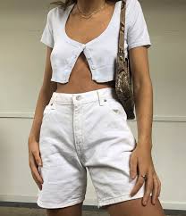 20 casual but cute outfits to wear all summer long. Via The Drobe Fashion Aesthetic Clothes Fashion Inspo Outfits