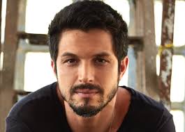 As duas acabaram de se mudar para são paulo. Confira Como Ficou O Novo Visual De Romulo Estrela Para Verdades Secretas 2