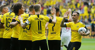 Сигнал идуна парк , dortmund , германия. Paco Alcacer Jadon Sancho Star As Borussia Dortmund Crush Augsburg 5 1 In Bundesliga Opener