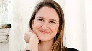 Stacey Branscum's Instagram, Twitter & Facebook