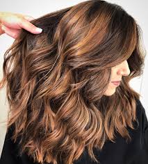 For women who have both thick and wavy hair, a short hairstyle is one of the most practical and alleviating styles to consider, as long as it's styled right. 50 Haircuts For Thick Wavy Hair To Shape And Alleviate Your Beautiful Mane