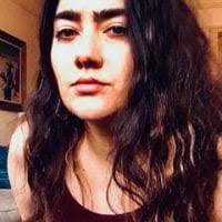 Nell Walker's Instagram, Twitter & Facebook