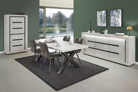 De confection contemporain, cet ensemble de meuble d'entrée design réunit, 1 meuble à chaussures, 1 vestiaire mural, des rangements dissimulés et 1 miroir, des lignes fluides gris anthracite associé au vestiaire et rangement mural en bois chêne ou wengé resplendira dans votre. Salle A Manger Complete Meubis