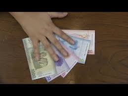 Cuanto Permanece El Covid 19 En Billetes Y Monedas Youtube