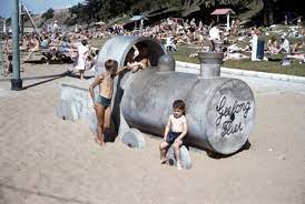 Geelong Flier Eastern Beach C 1960 Image Library City Of Greater Geelong Geelong Historical Photos Historical Sites