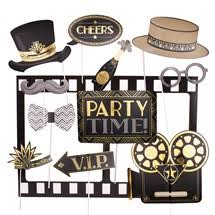 Transform the room with our amazing decorations and tableware in the trendiest and most popular of themes, including unicorns, mermaids, pirates, knights, princesses. Red Carpet Movie Hollywood Party Theme Decorations