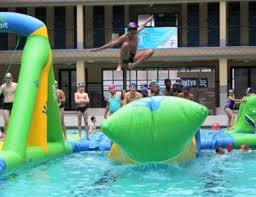 Espace Sportif Pailleron Piscine Et Patinoire En Famille A Paris Citizenkid