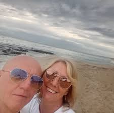 Una bellissima canzone di Vasco Rossi dice … “E già”. È già, è arrivato il  momento di farti gli auguri per i tuoi 18 anni, anche se questo significa  che andrai un