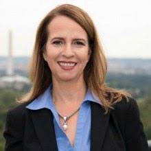 Andrea Stone's Instagram, Twitter & Facebook