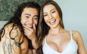 O fim da privacidade é o preço da fama, mas whindersson tenta resguardar a atual namorada do assédio. Bebe De Whindersson Nunes E Maria Lina Nasce Prematuro Blog Social 1