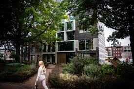 Young architecture firm with a strong focus on social and collaborative design, research and innovation. Geen Architectuurnacht Wel Heuvelinkprijs De Stembus Is Geopend Foto Gelderlander Nl