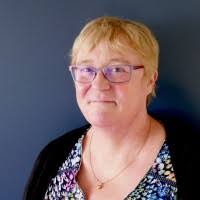 100+ profilů „Bourdon