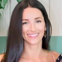 Hallie Brookman's Instagram, Twitter & Facebook