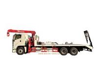 20FT/30FT Flatbed Truck with Crane Isuzu Selfloading for Excavator  Transport Truck