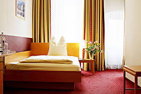 House and interior design ideas. Single Room Superior Air In Berlin Hotel