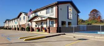 Tag your own four seasons photos @fourseasons to share. Disgusting Review Of Cassville Four Seasons Inn And Suites Cassville Mo Tripadvisor