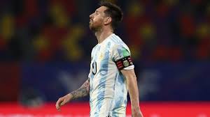 Lionel scaloni definió el once frente a ecuador y, debido a varias bajas, . Argentina Vs Chile Score Lionel Messi Penalty Erased In 1 1 Conmebol World Cup Qualifying Draw Cbssports Com