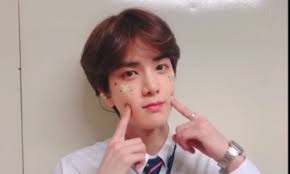 The boyz kim younghoon (김영훈) as a taehyung fanboycompilation video of younghoon fanboying over taehyung, also moment, interaction. The Boyz Younghoon Kpop Reporter K Pop Breaking News And Gossip