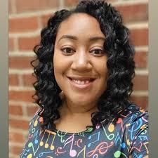 Danielle Moore (@MrsMooreMusic)