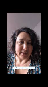 Aujourd’hui, parlons d’un sujet qui réveille les nerfs aussi vite qu’un  marteau-piqueur à 7h un dimanche matin : les troubles du voisinage., Tu  sais, ce petit cliquetis incessant, ce chien qui aboie ...