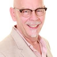 40+ "Michael Venables" profiles