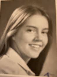 INTOUCH December 1982 Articles with photos