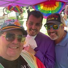 We had a wonderful time performing for Pueblo Pride! Its such a great  community that I have come to love. It was fun catching up with old friends  and making new ones