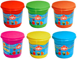 Mettete gli ingredienti nell'ordine in cui sono elencati (farina, sale, amido di mais, olio di semi, cremor tartaro, infine acqua e, se volete, gli aromi). Giocare Col Dido Fatto In Casa In Giro Con Luchino