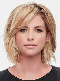 Pin By Michele Needle On Cheveux Medium Hair Styles Thick Hair Styles Hair Styles