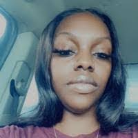 Shanika Moss's Instagram, Twitter & Facebook