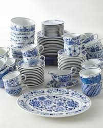 Neiman Marcus Traditional Blue White Dinnerware Blue And White Dinnerware White Dinnerware Blue White Decor כדי לעזור לך להתמצא ברחבי קנאנדאיגוה, הנה שם העסק וכתובתו בשפה המקומית. pinterest